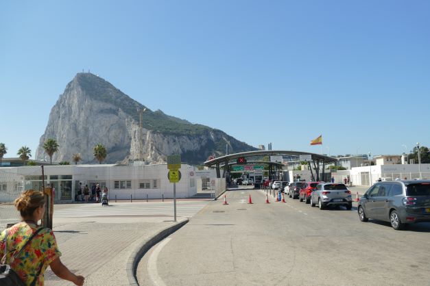 20220808 410 Gibraltar Grenzbergang