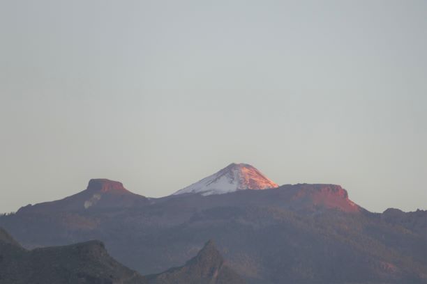 20191209 8210 Teneriffa Vulkan Teide mit Schneekuppe1